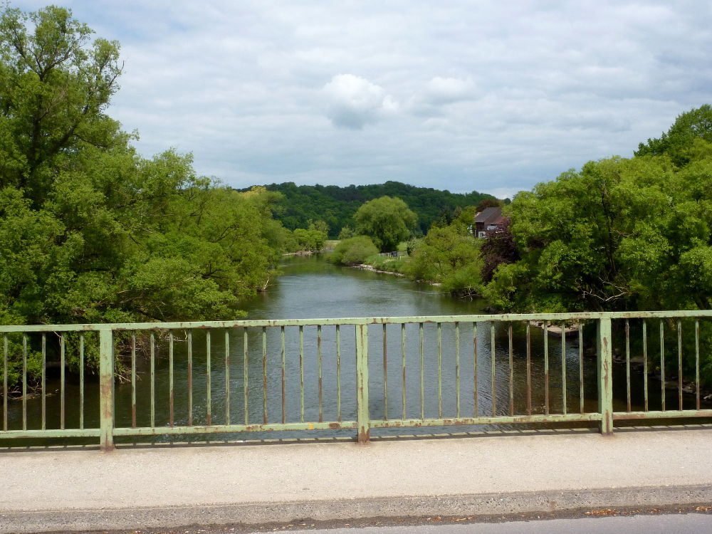 Blick von der Ederbrücke in Altenbrunslar
