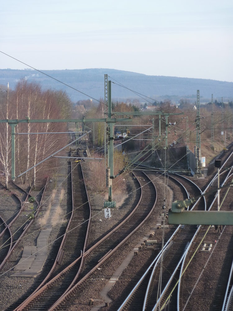 Gleise neben dem Abzweig der „Waldkappeler Bahn“ im Detail