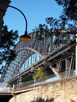 Die Sydney Harbour Bridge aus einer ungewohnten Perspektive.