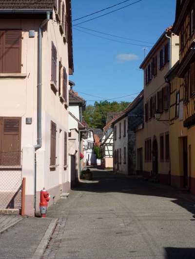 Einen ähnlichen Anblick erhält man in Wissembourg – wobei die Fachwerkhäuser eher typisch für die „Toskana nördlich der Alpen“ sind.