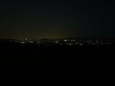 Einen Abend später sieht die „Skyline“ von Wiesloch zwar fast gleich aus, allerdings ist die „Lichtverschmutzung“ stärker.